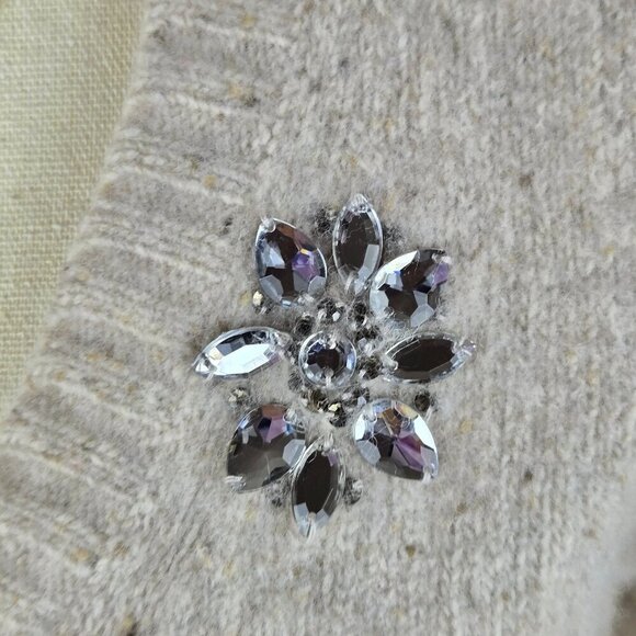 J Crew Size Small Cream Vneck Pullover Sweater Crystal Embellishments Lambswool - Picture 5 of 14